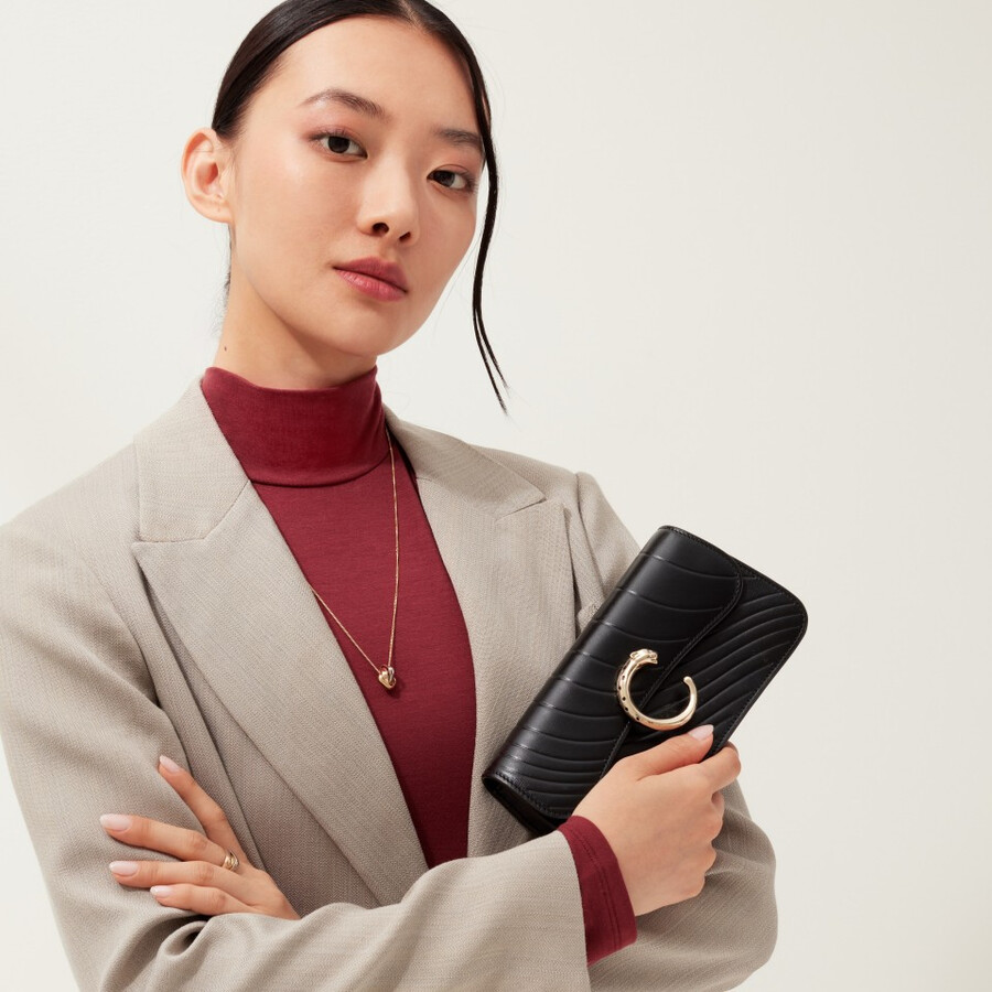 mini model chain bag panthère c de cartier