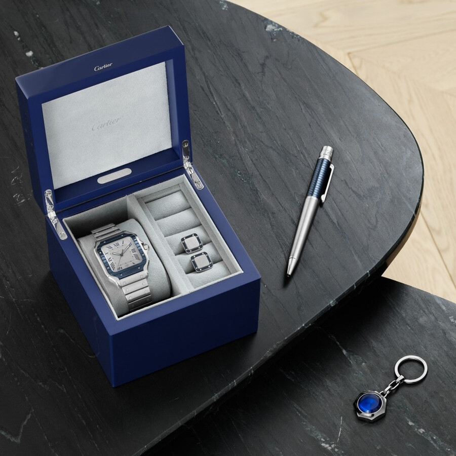 santos de cartier cufflinks