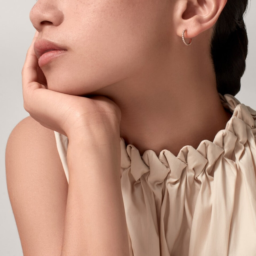 etincelle de cartier hoop earrings small model paved