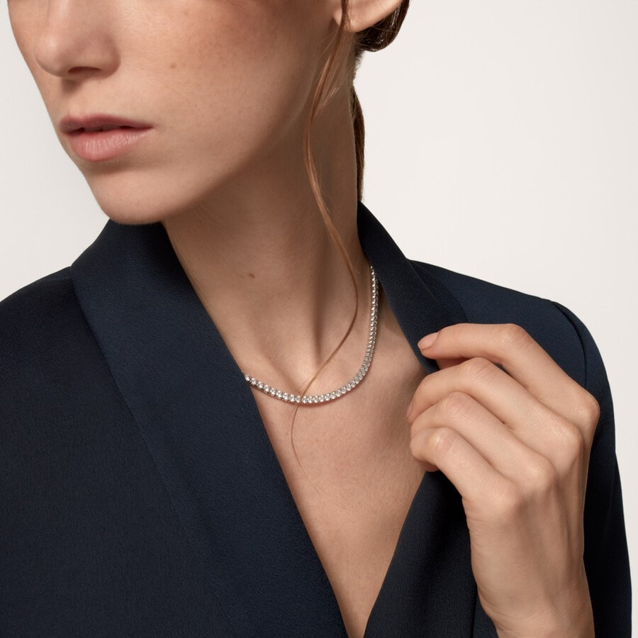 lignes essentielles necklace brilliant-cut diamonds