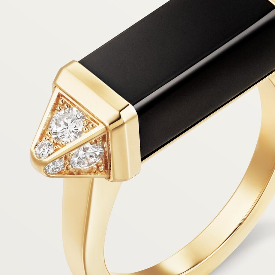les berlingots de cartier ring semi-paved