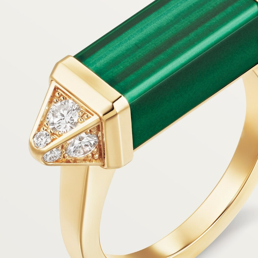 les berlingots de cartier ring semi-paved