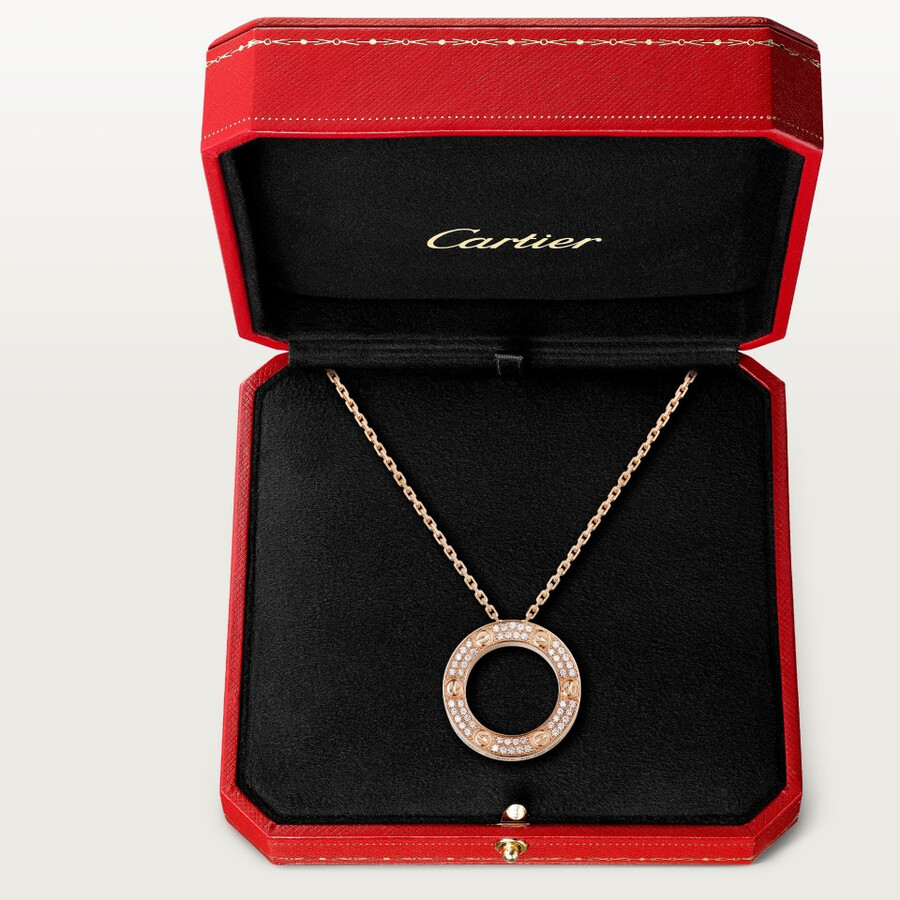 love pendant paved