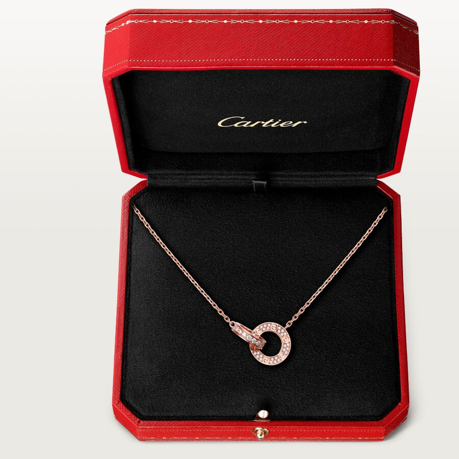 love pendant paved