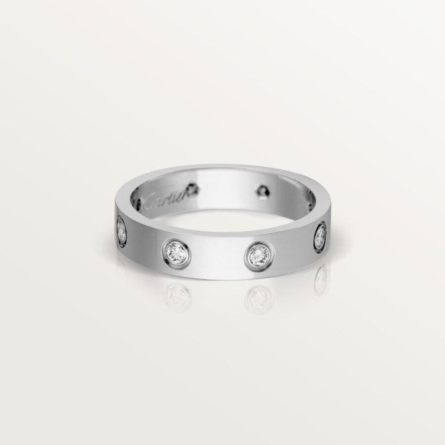 love ring small model 8 diamonds