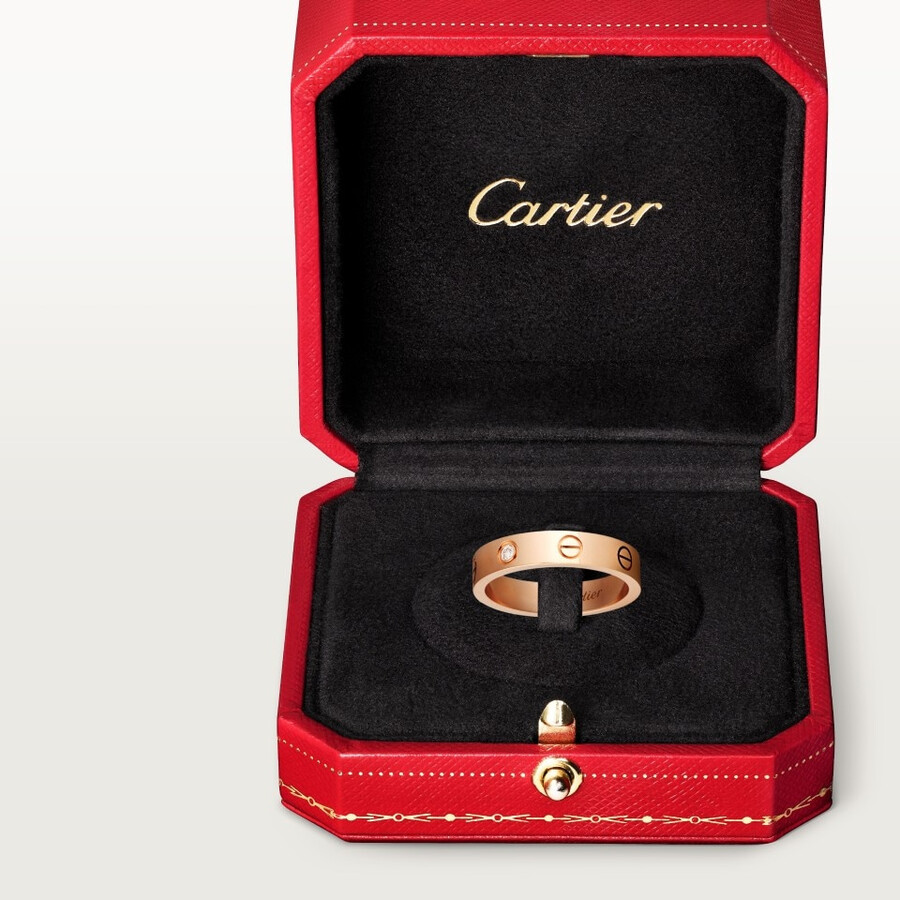 love ring small model 1 diamond