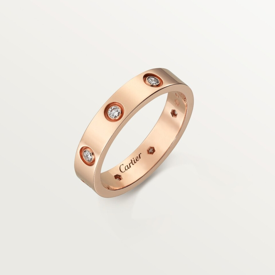 love ring small model 8 diamonds