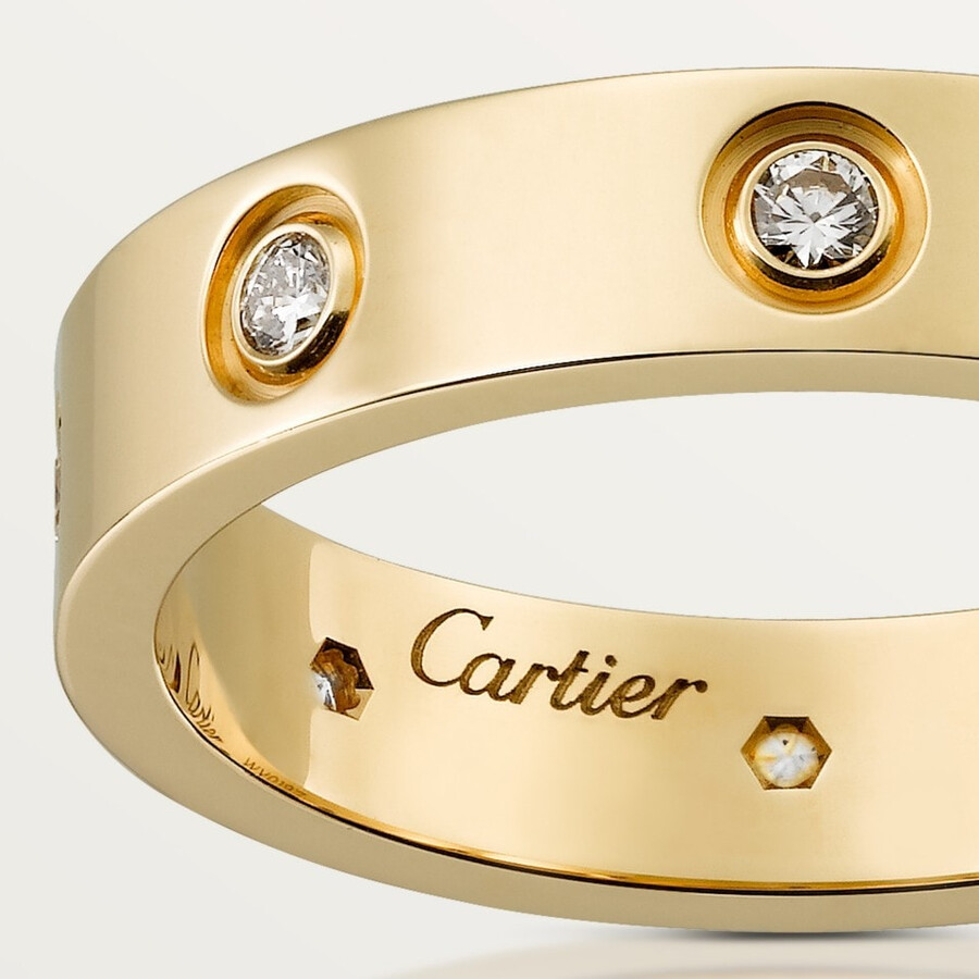 love ring small model 8 diamonds