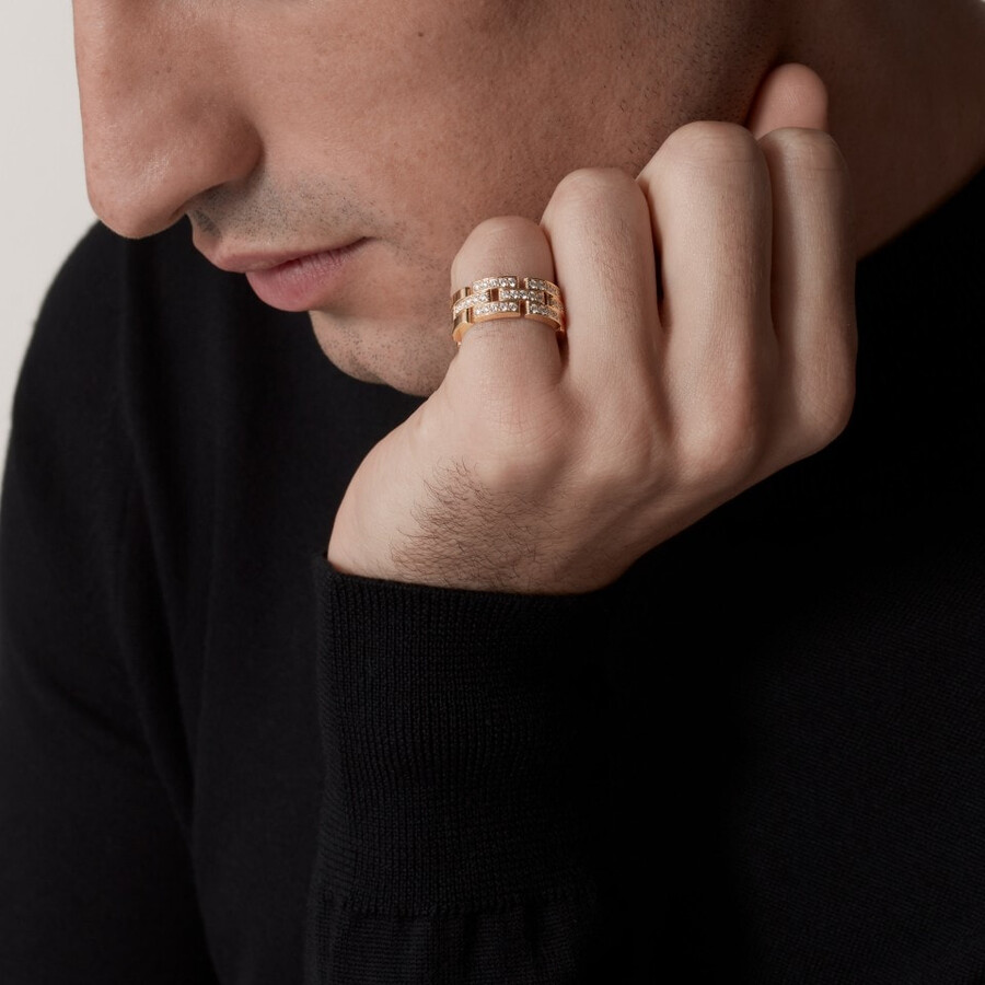 maillon panthère ring triple row half-paved