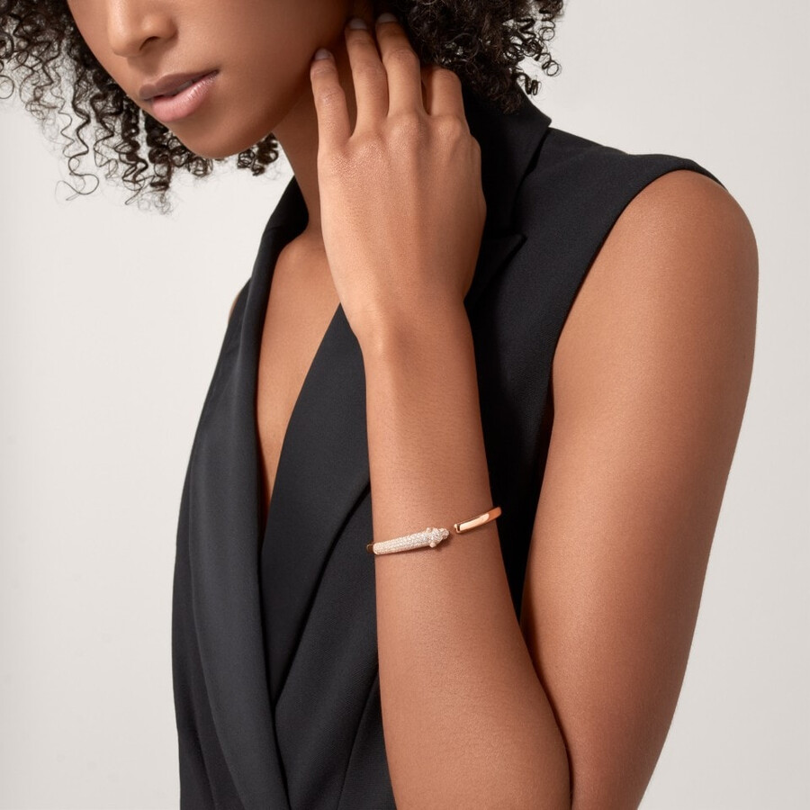 panthère de cartier bracelet small model half-paved