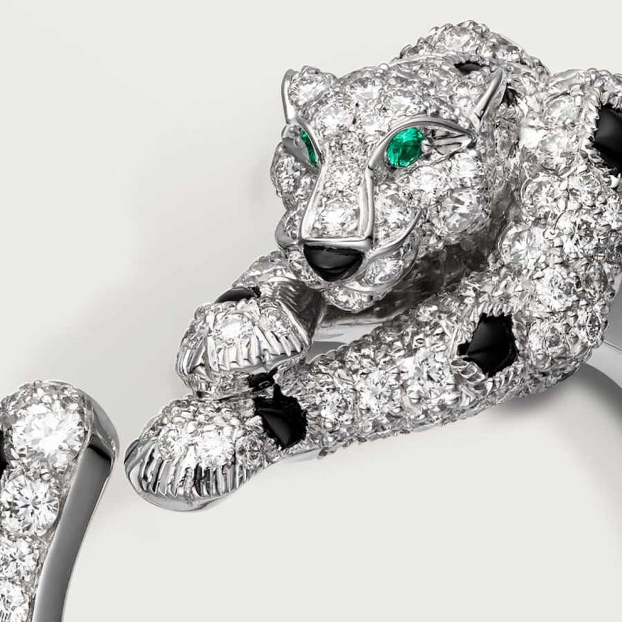 panthère de cartier hoop earrings paved