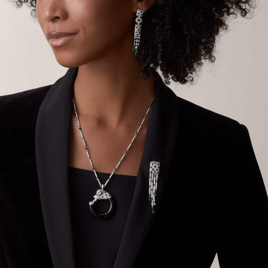 panthère de cartier necklace emerald paved