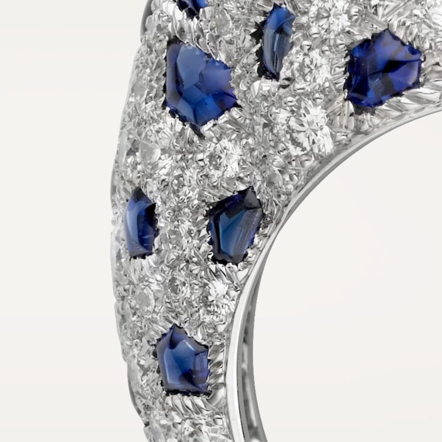 panthère de cartier ring sapphire paved