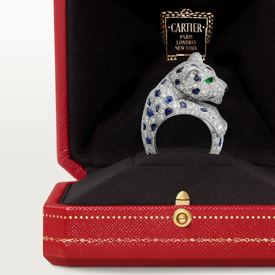 panthère de cartier ring sapphire paved