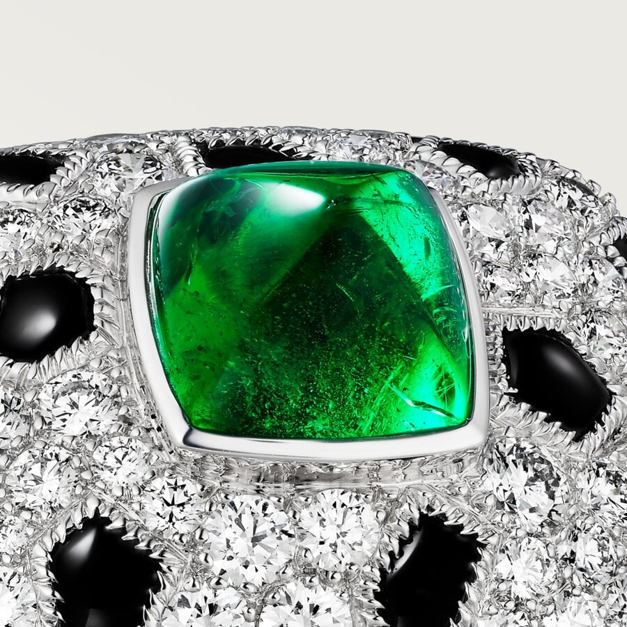 panthère de cartier ring sugarloaf-cut emerald small model paved