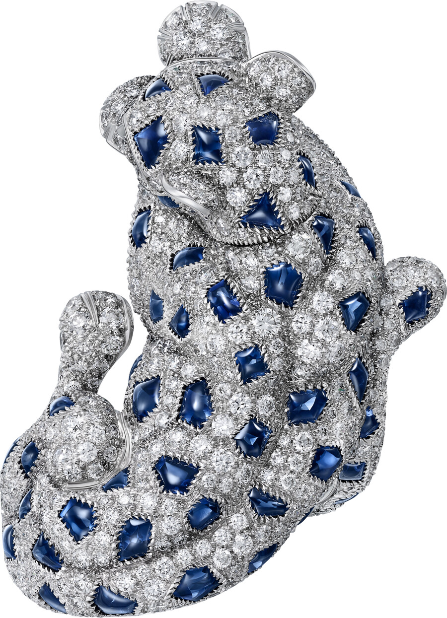 panthère de cartier ring sapphire paved