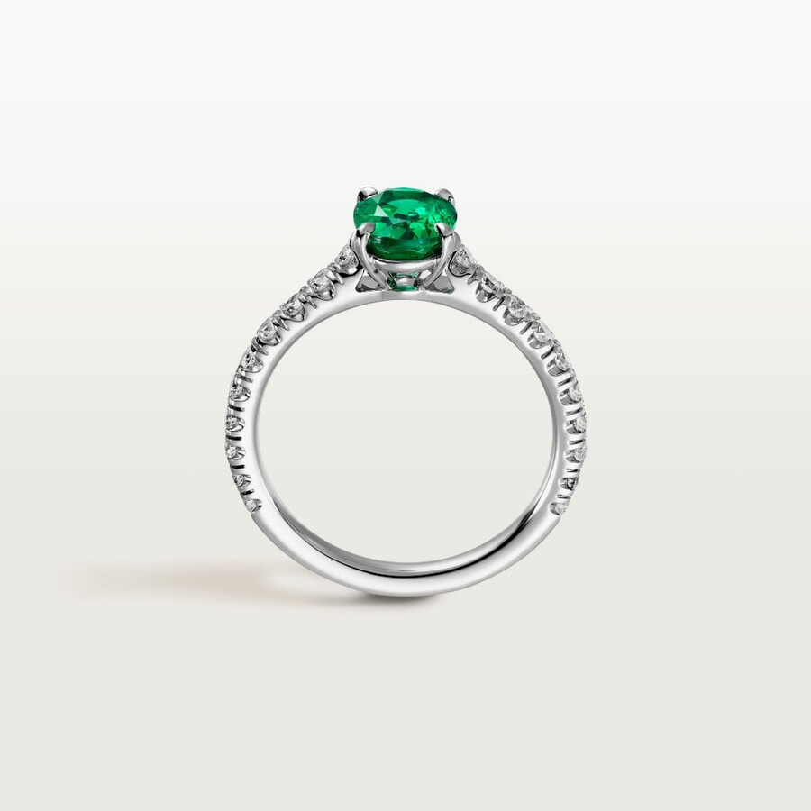 1895 solitaire oval-cut emerald paved