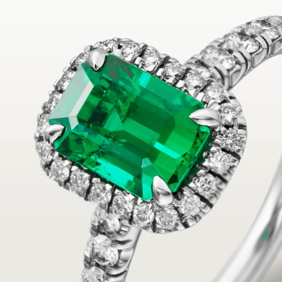 cartier destinée solitaire emerald-cut emerald paved