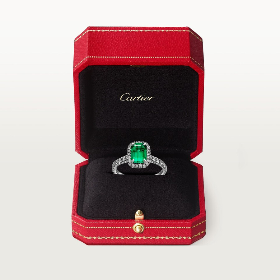 cartier destinée solitaire emerald-cut emerald paved
