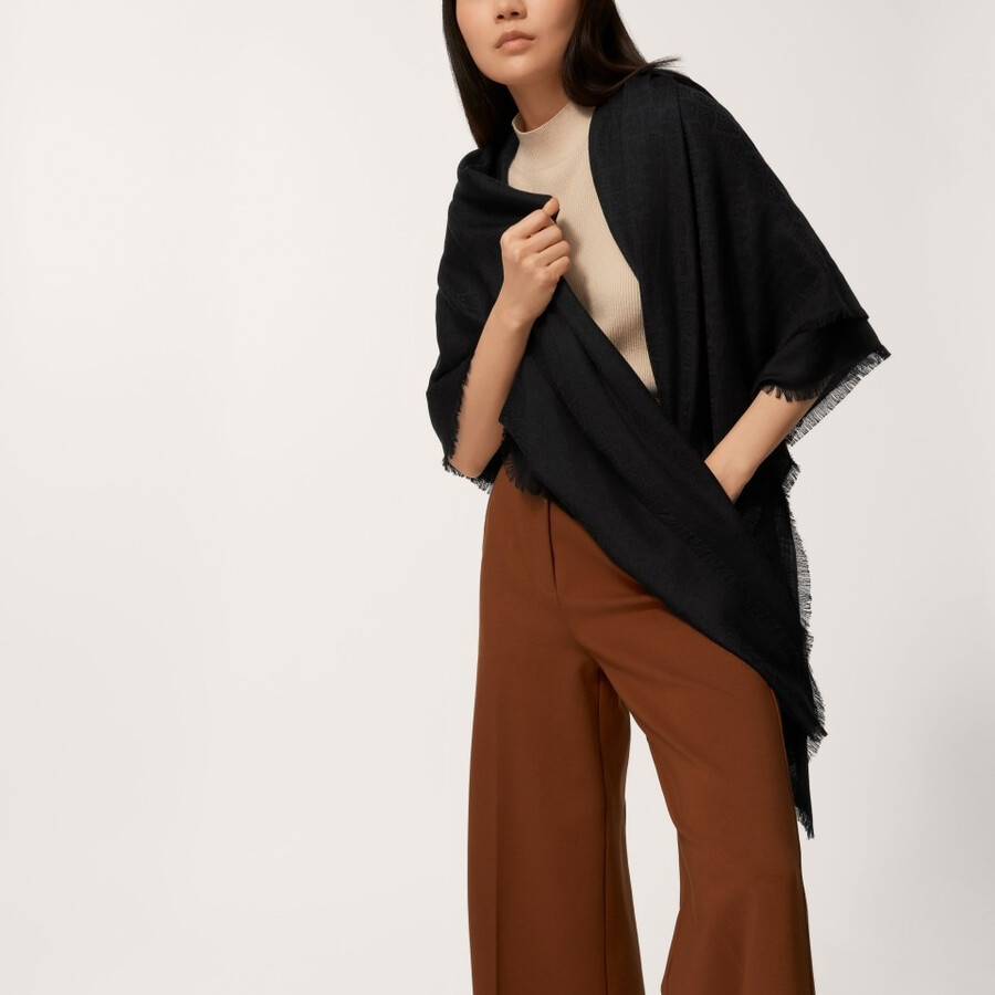 panthère graphique shawl