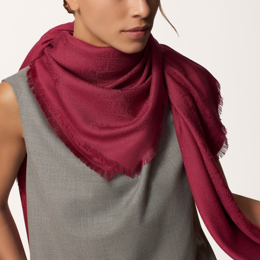 shawl panthère graphique