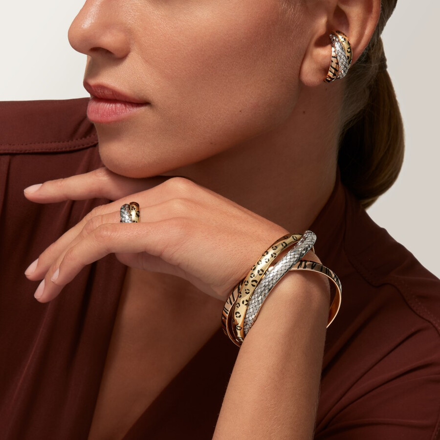 trinity single earring lacquer half-paved